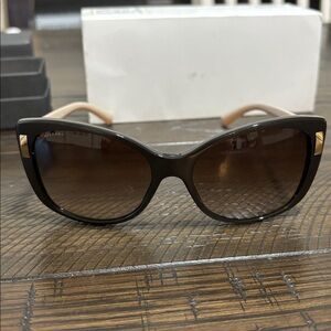 Bulgari sunglasses bv8170 gradient brown lenses tan temples pearled brown front